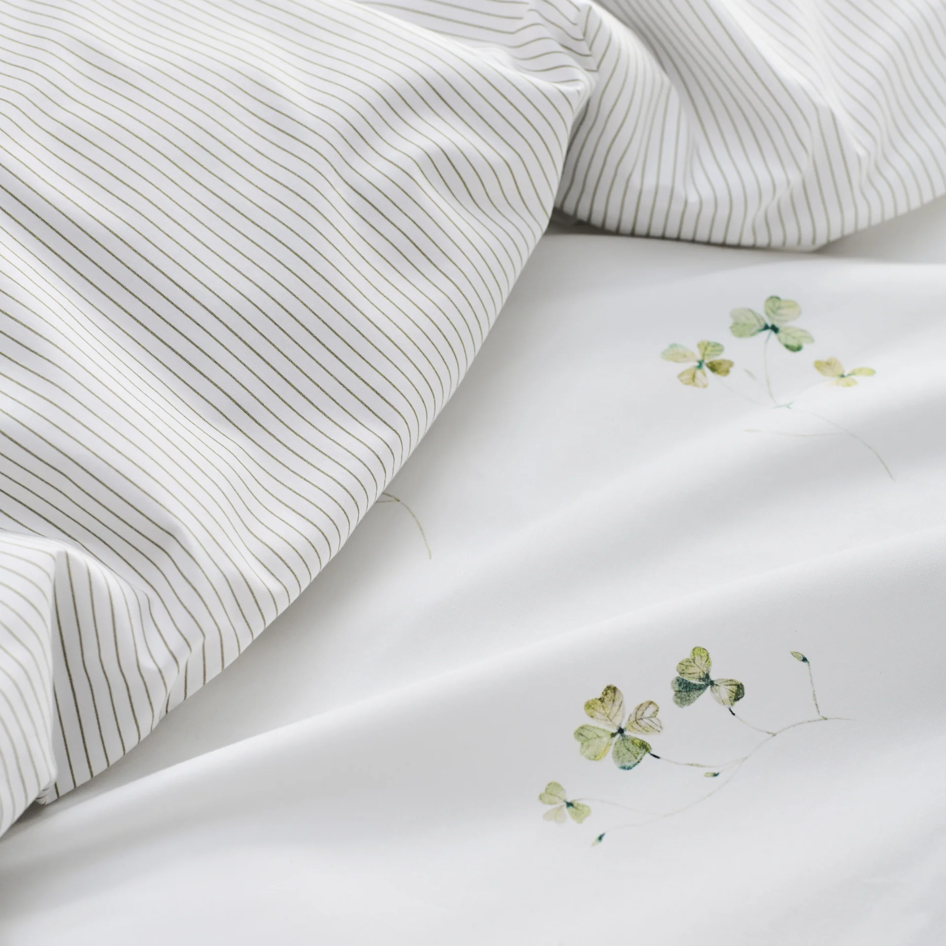 Clover Duvet Set - Image 4