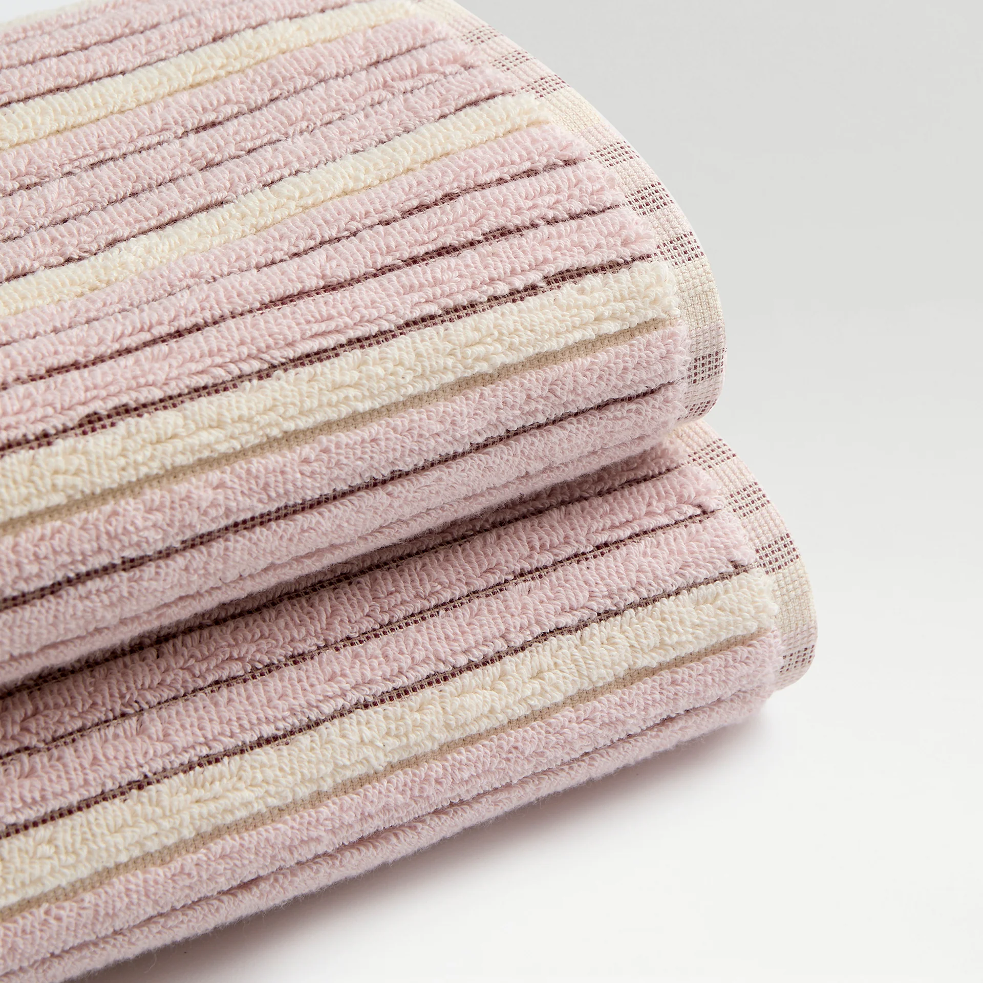 Darwin Towel - Image 6