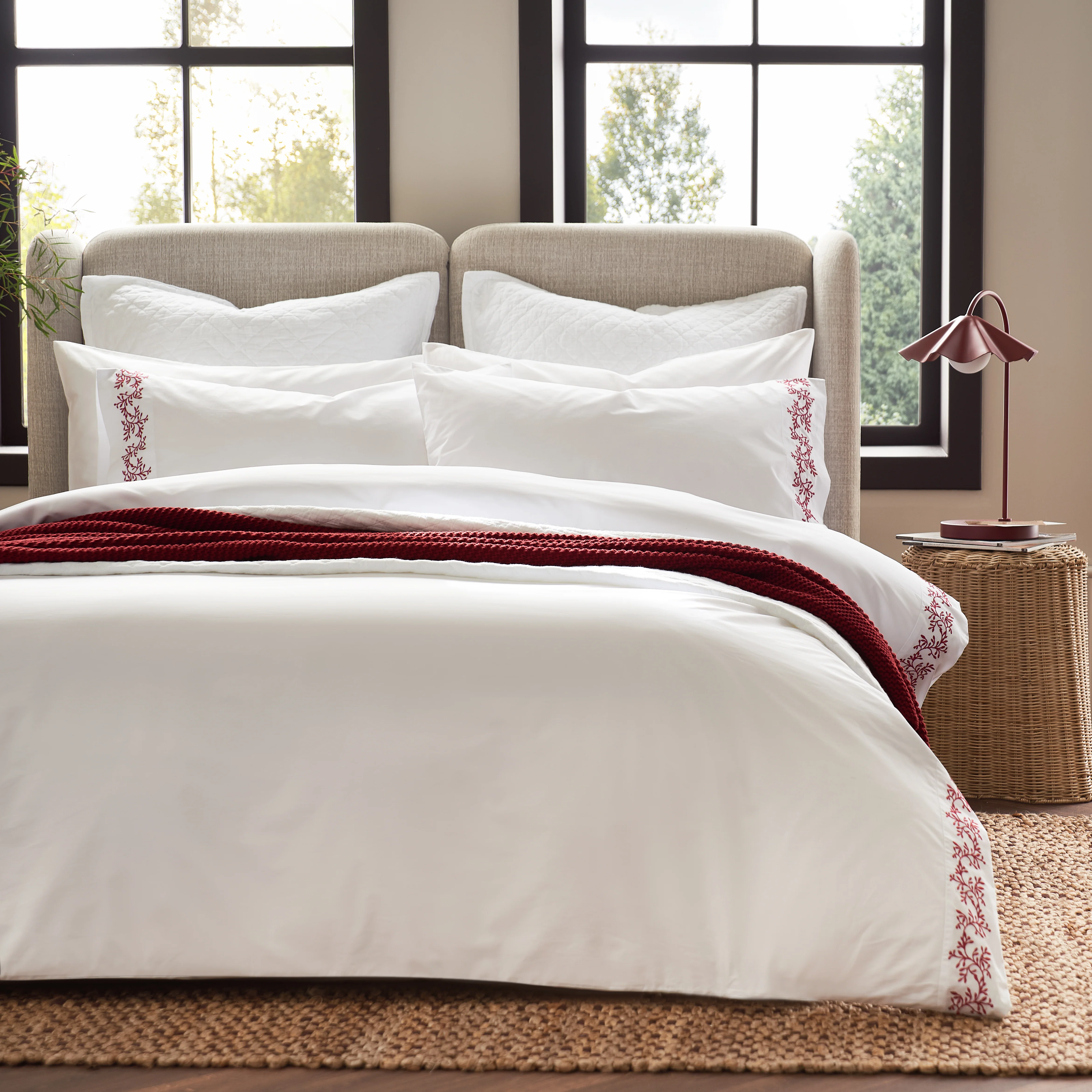 Mistletoe Duvet Set - Image 10