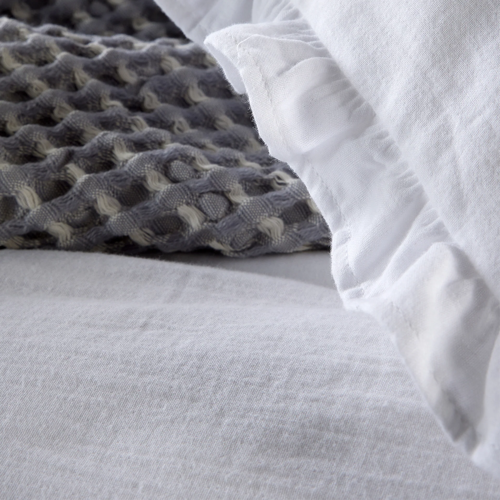 Organic Retreat Ruffle Duvet Set - Image 3