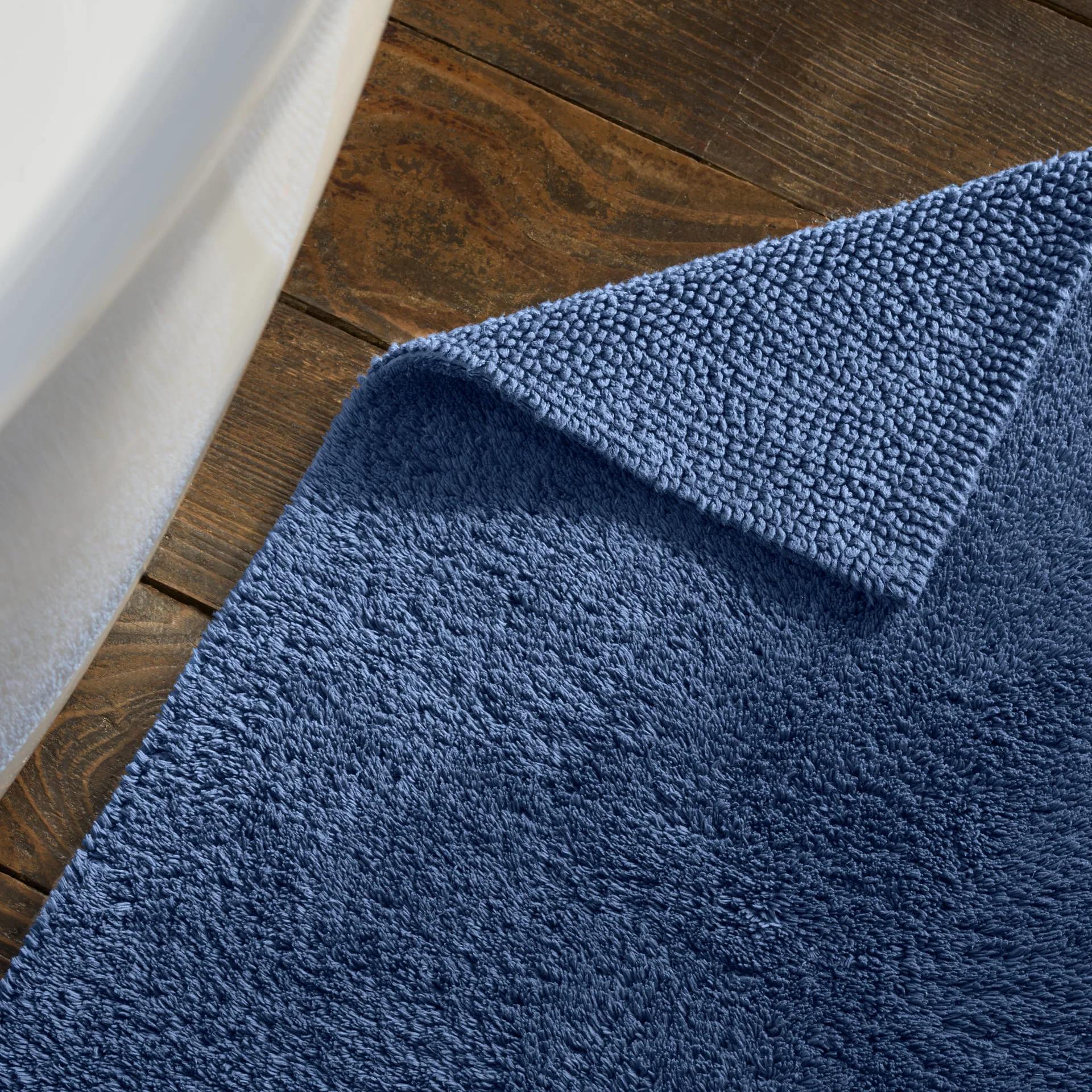 Reversible Bath Rug - Image 5