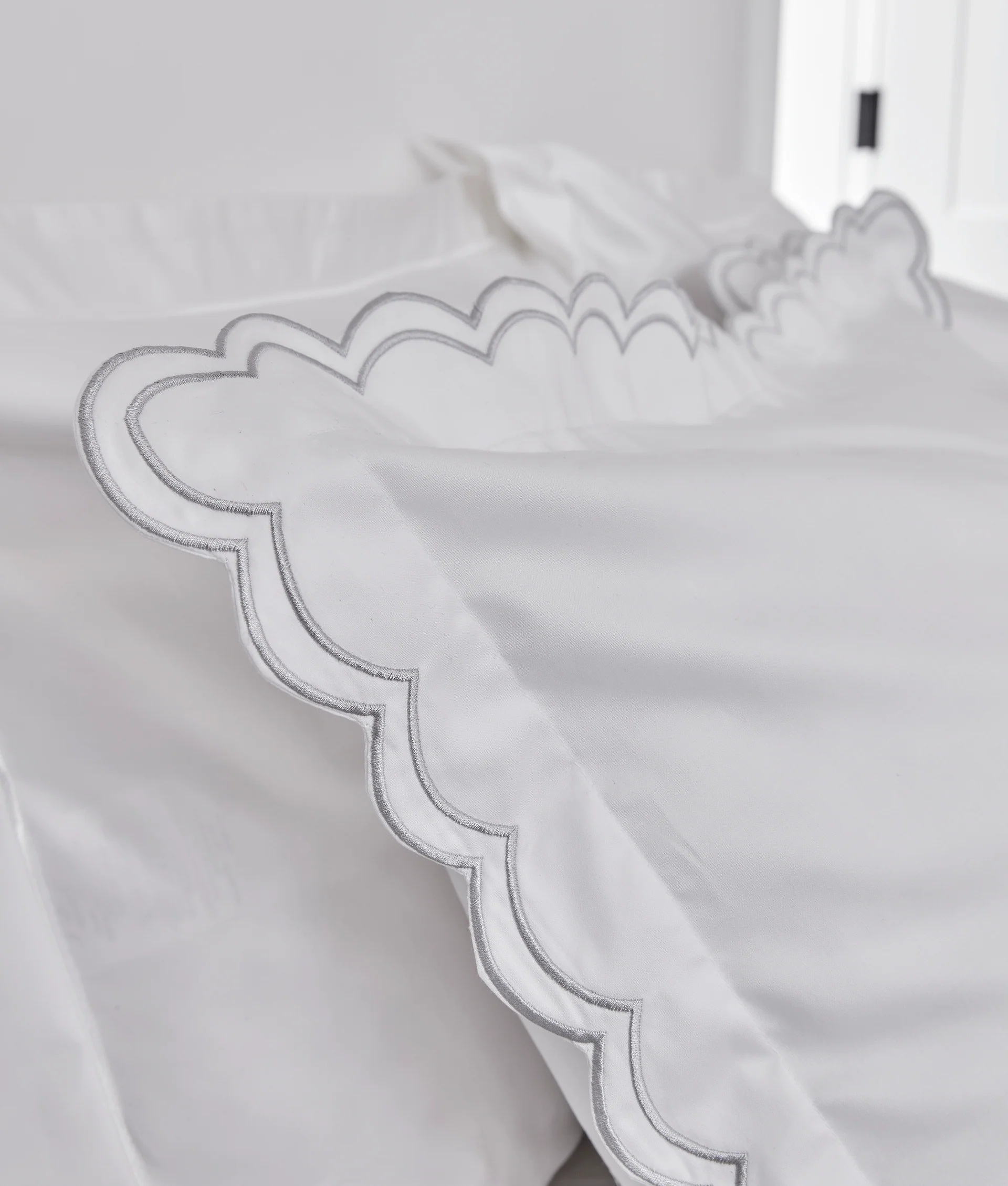 Scallop Edge Duvet Set - Image 13