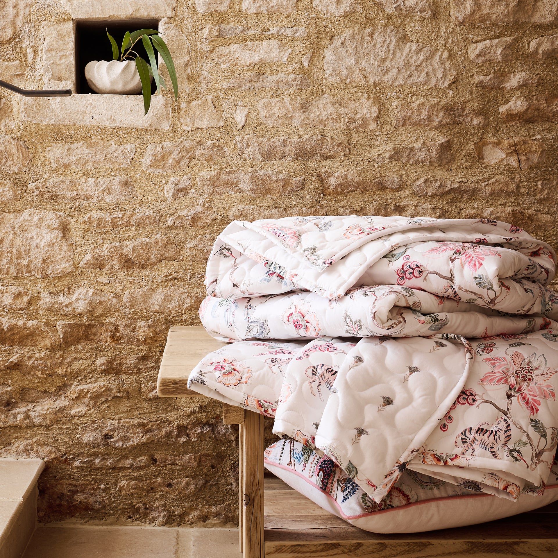 Tropical Floral Coverlet - Image 8