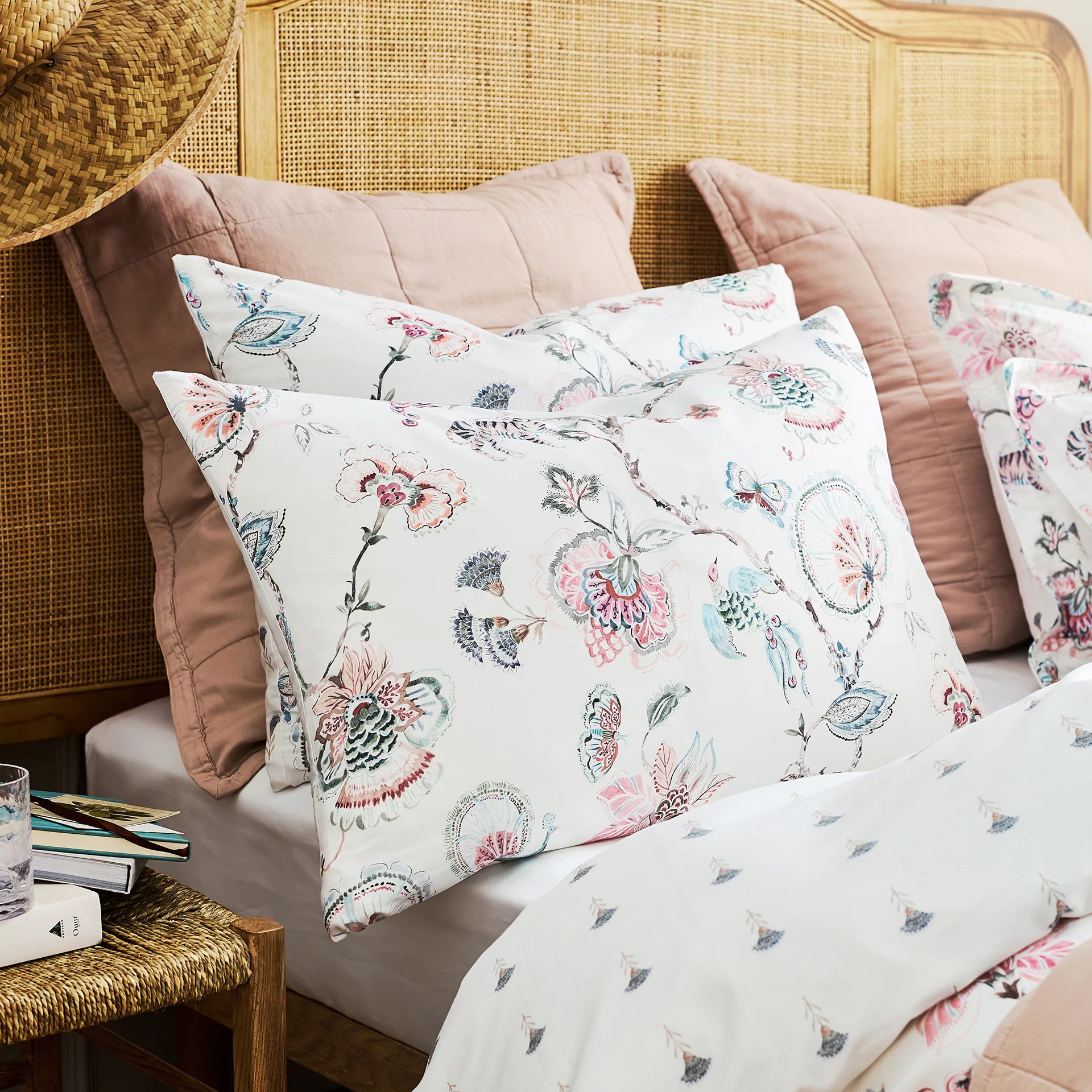 Tropical Floral Standard Pillowcase Pair - Image 5