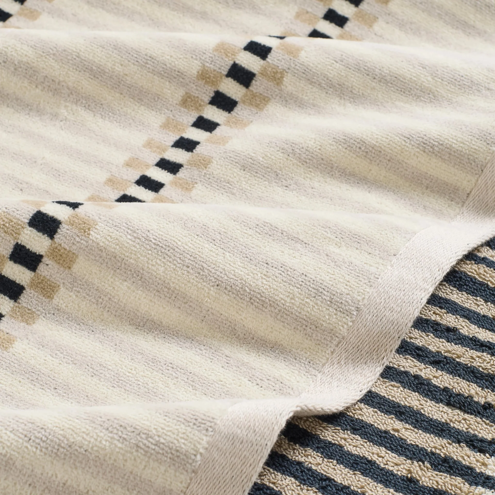Warwick Towels - Image 4