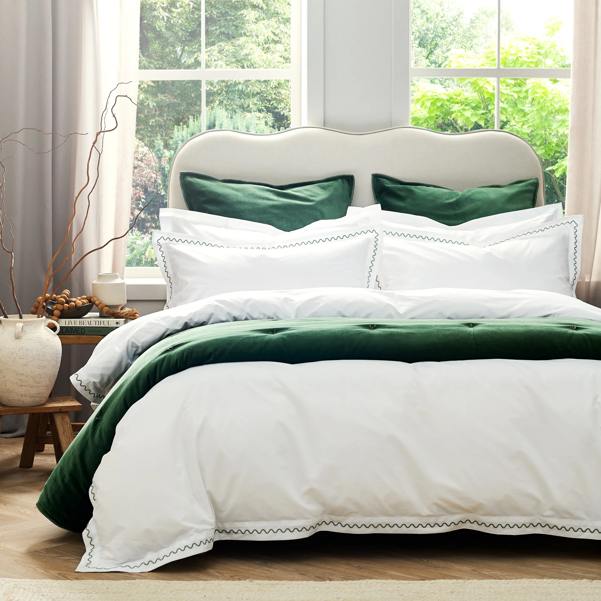 Wave Embroidery Duvet Set - Image 15