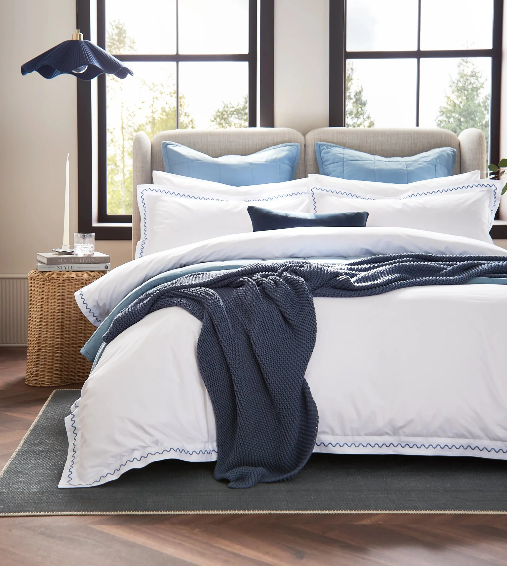 Wave Embroidery Duvet Set - Image 3
