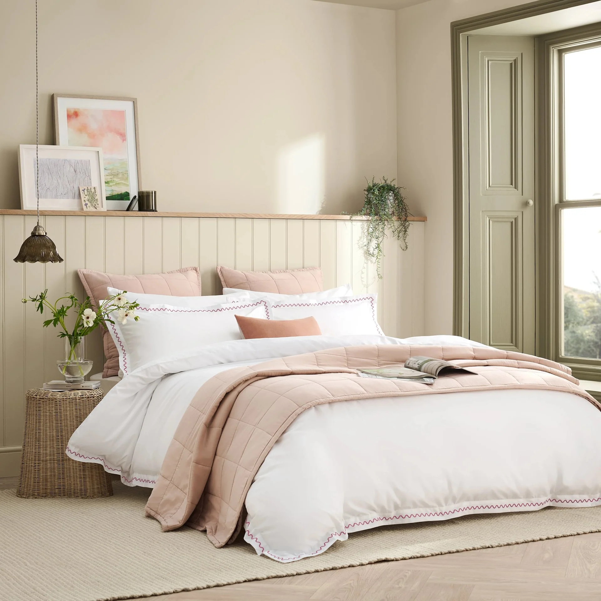 Wave Embroidery Duvet Set - Image 8