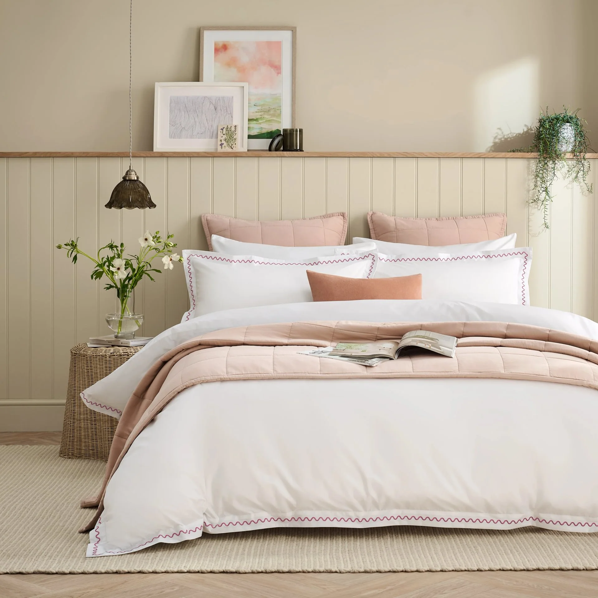 Wave Embroidery Duvet Set - Image 9